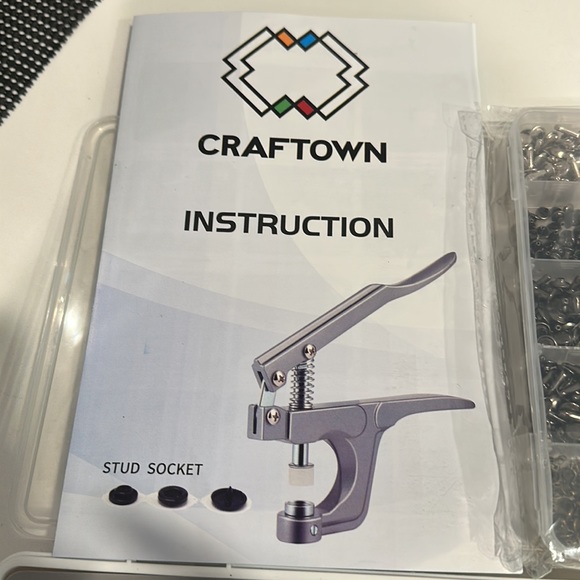 Craftown button machine - Picture 5 of 6